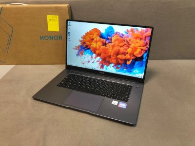 Лот: 18403658. Фото: 1. Ноутбук новый Honor MagicBook... Ноутбуки