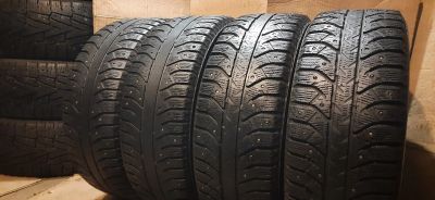 Лот: 18345976. Фото: 1. 195/60R15 88T Bridgestone Ice... Шины