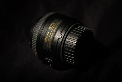 Лот: 10839749. Фото: 1. Nikon 35mm f/1.8g af-s dx nikkor. Объективы