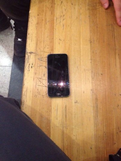 Лот: 4962151. Фото: 1. iPhone 5 Black 16 ГБ. Смартфоны