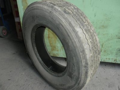 Лот: 3955518. Фото: 1. Шины для грузовика 14 диаметр. Шины