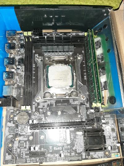 Лот: 19343871. Фото: 1. Комплект Intel Xeon 2620v3 (6... Комплекты запчастей