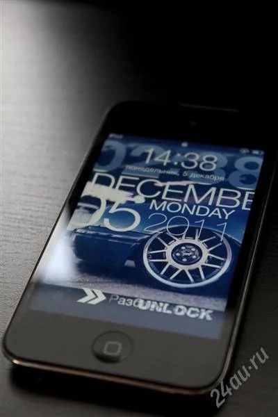 Лот: 1393659. Фото: 1. ipod touch 4 (32 gb) + чехол и... Плееры