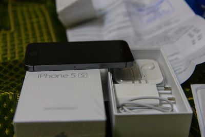 Лот: 6192889. Фото: 1. Iphone 5s "как новый" Space Gray... Смартфоны