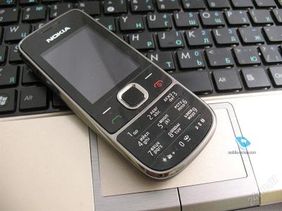 Лот: 1653354. Фото: 1. nokia 2700 предлагайте обмен... Кнопочные мобильные телефоны