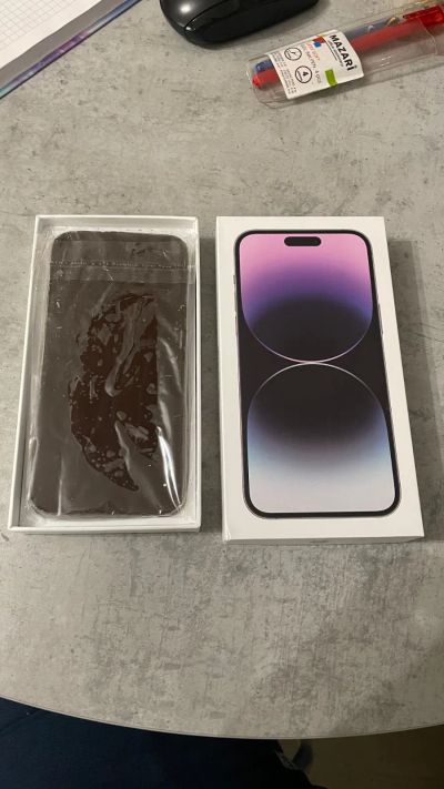 Лот: 21114200. Фото: 1. Коробка от Apple IPhone 14 Pro... Другое (смартфоны, связь, навигация)