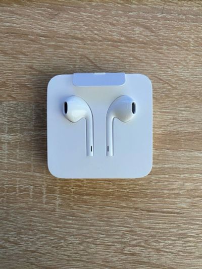 Лот: 17421793. Фото: 1. Наушники Apple Earpods из комплекта... Наушники, гарнитуры