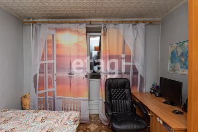 Лот: 24425238. Фото: 1. Продам 4-комн. кв. 81.7 кв.м... Квартиры, студии