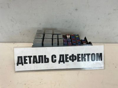 Лот: 24417820. Фото: 1. блок предохранителей, реле под... Двигатель и элементы двигателя