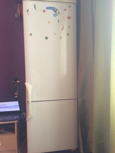 Лот: 6288034. Фото: 1. Холодильник Бирюса 2 метра Б/У... Холодильники, морозильные камеры