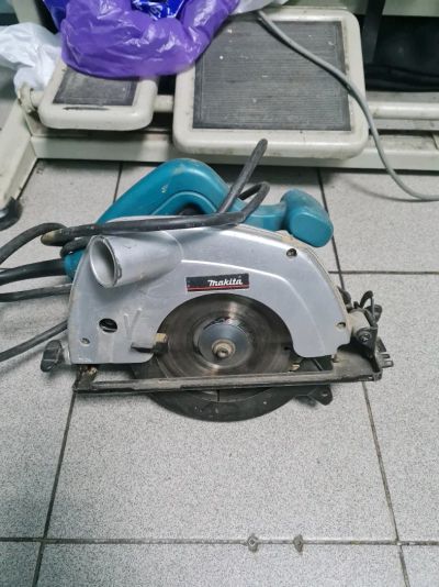 Лот: 24008986. Фото: 1. Пила дисковая Makita 5604 R. Электроинструмент