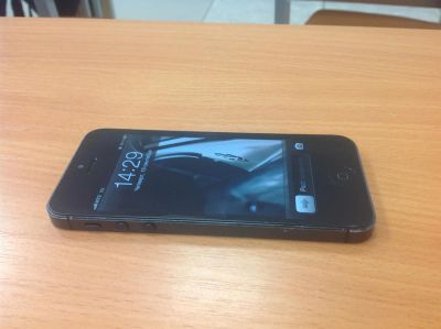 Лот: 3192748. Фото: 1. iPhone 5 16 GB black ( сегодня... Смартфоны