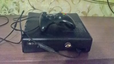 Лот: 5032504. Фото: 1. Xbox 360 Slim + 250GB + HDMI... Консоли