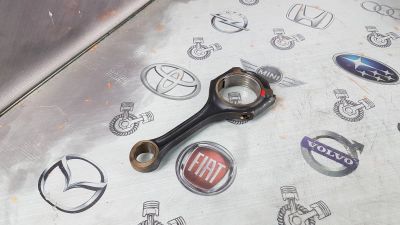Лот: 23587797. Фото: 1. Шатун Mercedes-Benz S-Class M273KE46... Двигатель и элементы двигателя