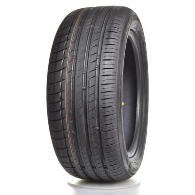 Лот: 15559867. Фото: 1. 215/35 R18 Triangle TH201! Новые... Шины