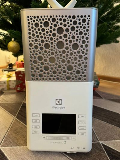 Лот: 21139227. Фото: 1. Увлажнитель Electrolux EHU-3815D. Увлажнители и мойки воздуха