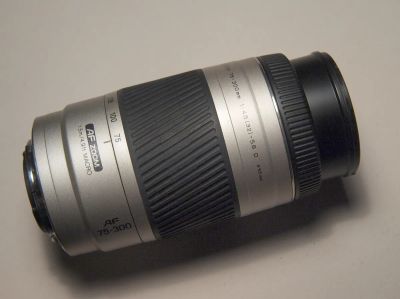 Лот: 19636960. Фото: 1. Minolta AF 75-300/4.5-5.6 D. Объективы