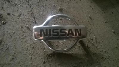 Лот: 8003854. Фото: 1. Шильдик Эмблема Nissan. Кузов