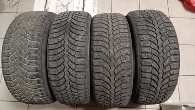 Лот: 19469413. Фото: 1. Шины Bridgestone Spike-01 R17... Шины