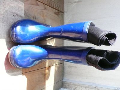 Лот: 13693403. Фото: 1. Резиновые сапоги синие 38 размера. Сапоги