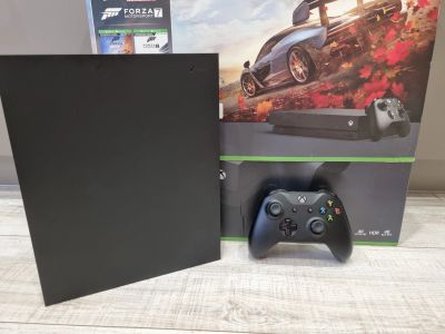 Лот: 23495910. Фото: 1. Xbox one x с играми. Игры для консолей
