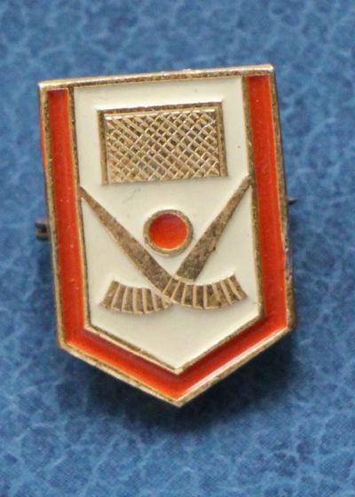 Лот: 7306383. Фото: 1. Знак хоккей с мячом. Спорт. СССР... Сувенирные