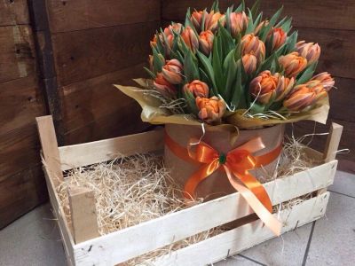 Лот: 15536114. Фото: 1. Flowers box / Тюльпаны. Свежие цветы