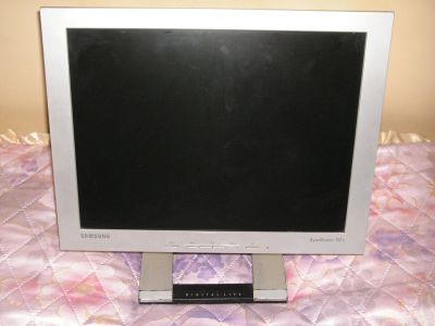 Лот: 12420131. Фото: 1. Монитор *Самсунг sync macter 152s... ЖК-мониторы