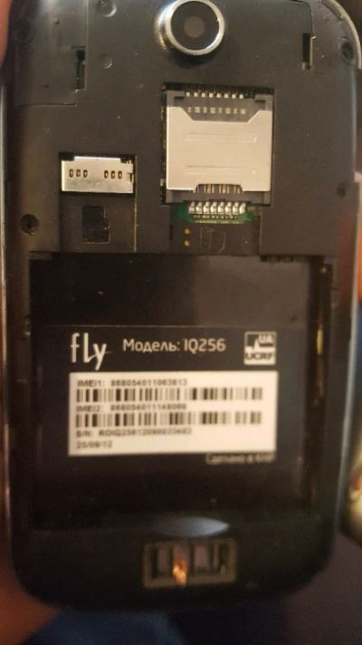 Лот: 11323099. Фото: 1. Fly iq256. Другое (смартфоны, связь, навигация)