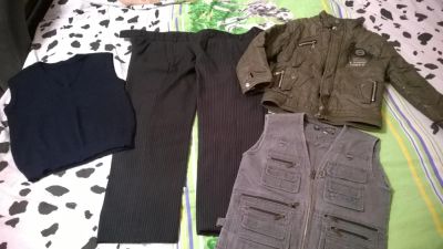 Лот: 4699145. Фото: 1. Куртка+2 жилетки+2 брюк на мальчика. Верхняя одежда
