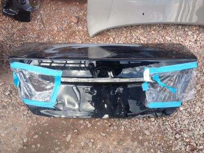 Лот: 4136213. Фото: 1. Toyota camry 50 крышка багажника... Кузов