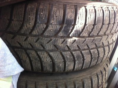 Лот: 4454550. Фото: 1. Резина зимняя шипованная Bridgestone... Шины