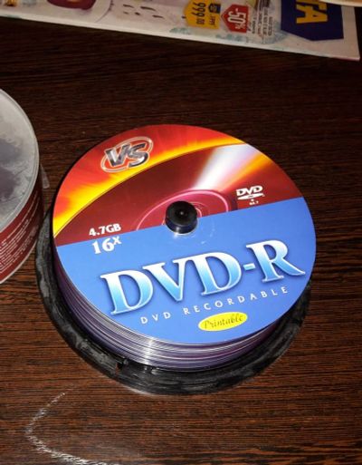 Лот: 6520805. Фото: 1. Диски DVD - R 16x. CD, DVD, BluRay