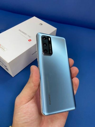 Лот: 16937605. Фото: 1. Телефон Huawei p40. Смартфоны
