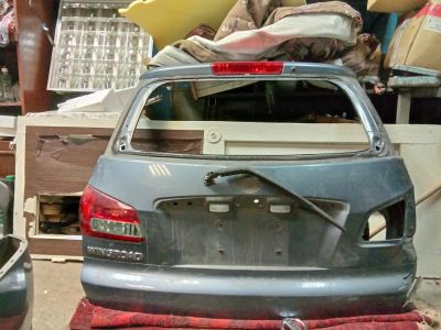Лот: 25109088. Фото: 1. Дверь багажника на Nissan Wingroad... Багажники, боксы, фаркопы