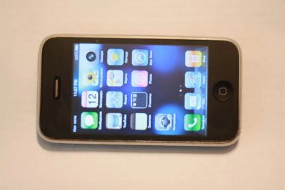 Лот: 3170938. Фото: 1. Iphone 3g. Смартфоны