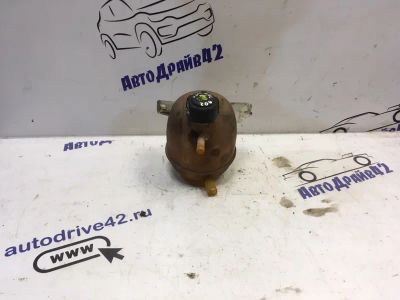 Лот: 21712744. Фото: 1. Расширительный бачок Renault Symbol... Двигатель и элементы двигателя