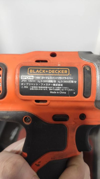 Лот: 19828839. Фото: 1. Black+Decker гайковерт. Электроинструмент