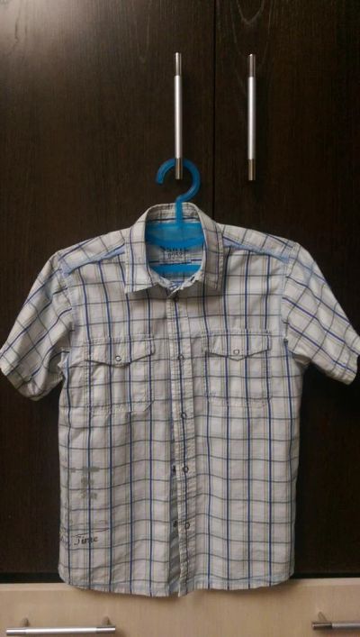 Лот: 10885230. Фото: 1. Рубашка для мальчика с коротким... Рубашки, блузки, водолазки