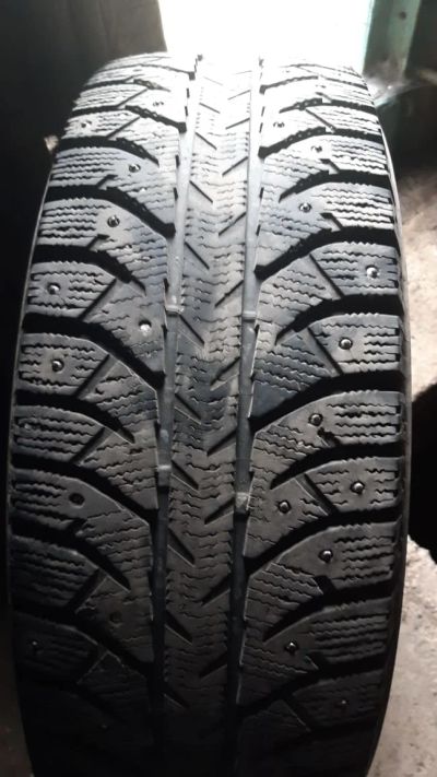 Лот: 16533404. Фото: 1. Шины Bridgestone ICE Cruiser 7000... Шины