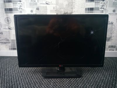 Лот: 21097942. Фото: 1. телевизор Lg 32ls345t разбита... Телевизоры