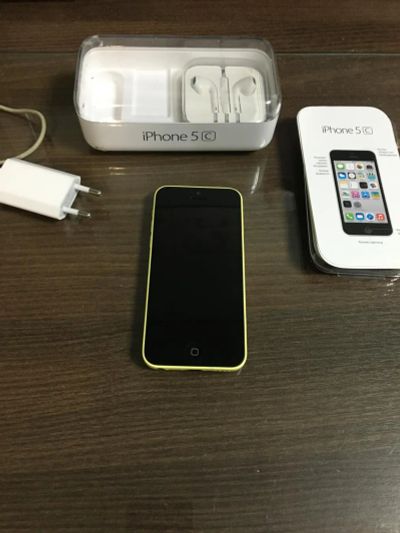 Лот: 6782404. Фото: 1. Apple iPhone 5c 16 Gb LTE. Смартфоны
