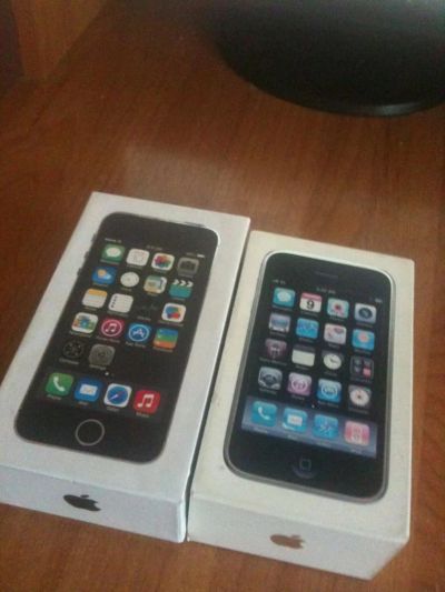 Лот: 4419150. Фото: 1. Iphone 3GS с полным комплектом... Смартфоны