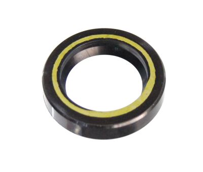 Лот: 21364401. Фото: 1. Сальник Suzuki DT50 - DT60 / DF70A... Запчасти для лодок, катеров, лодочных моторов
