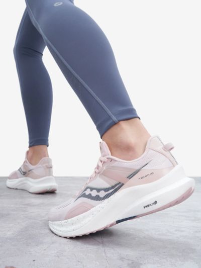 Лот: 24288056. Фото: 1. Кроссовки женские Saucony Tempus... Кеды, кроссовки, слипоны