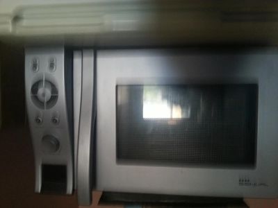 Лот: 4277961. Фото: 1. продам микроволновка в отличном... Микроволновки, мини-печи