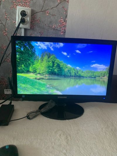 Лот: 19200352. Фото: 1. Монитор Samsung syncmaster s19b150. ЖК-мониторы