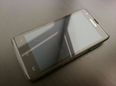 Лот: 10096742. Фото: 1. Смартфон Philips Xenium W6500. Смартфоны