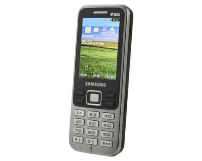 Лот: 4389781. Фото: 1. Продам двухсимочный телефон Samsung... Кнопочные мобильные телефоны