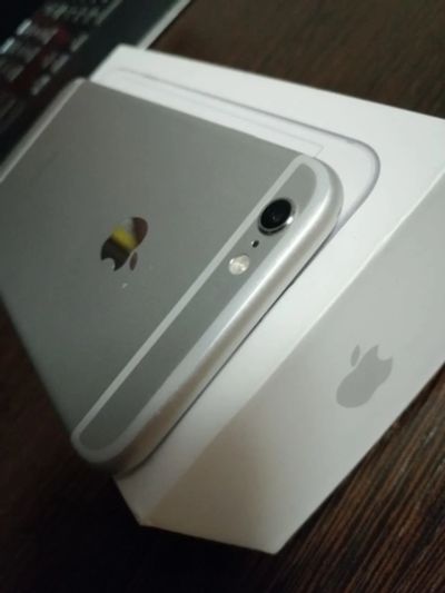 Лот: 15485622. Фото: 1. Iphone 6s 64 space gray. Смартфоны